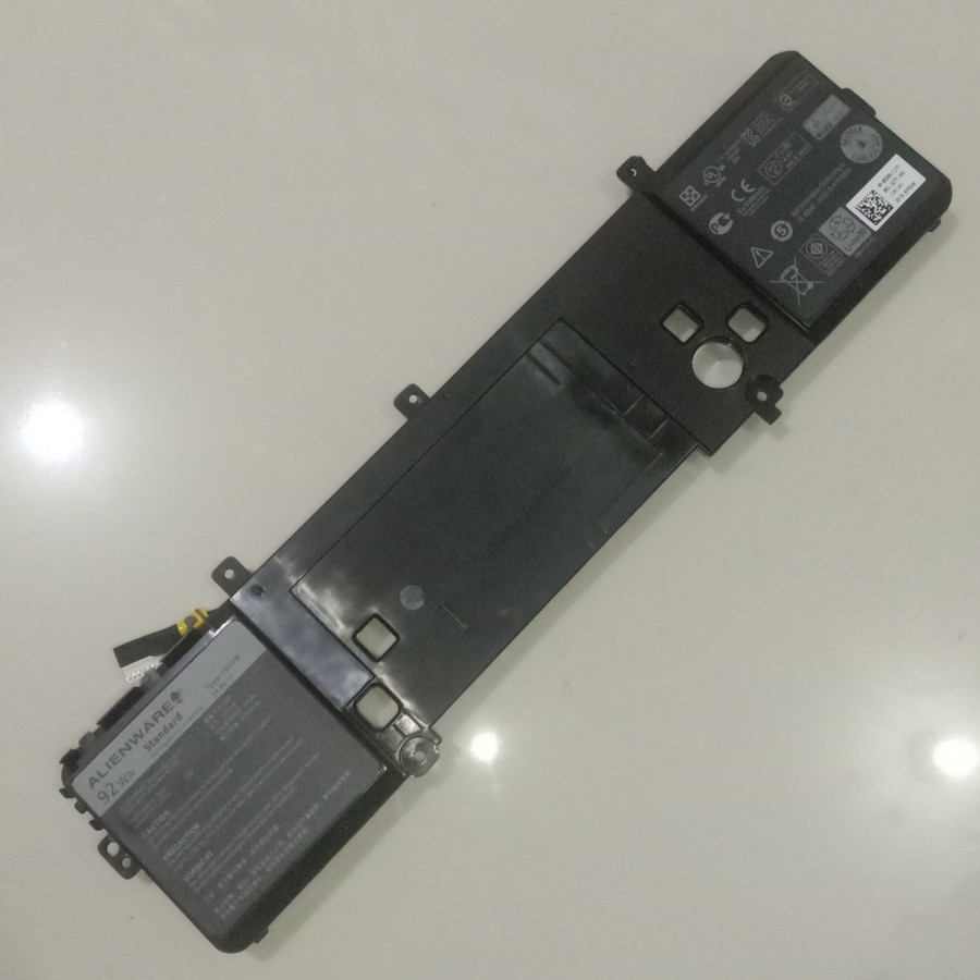 Baterai Laptop Dell Alien ware 15 R1 15 R2 2F3W1 191YN 92WH Original