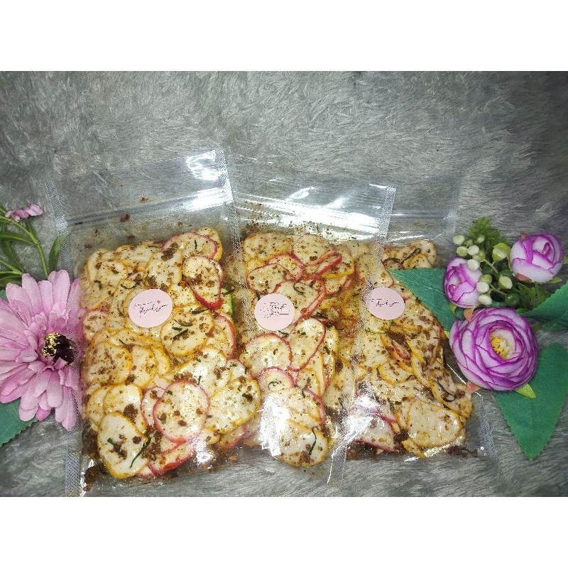 

KERUPUK SEBLAK KERING PEDAS GURIH 100gram