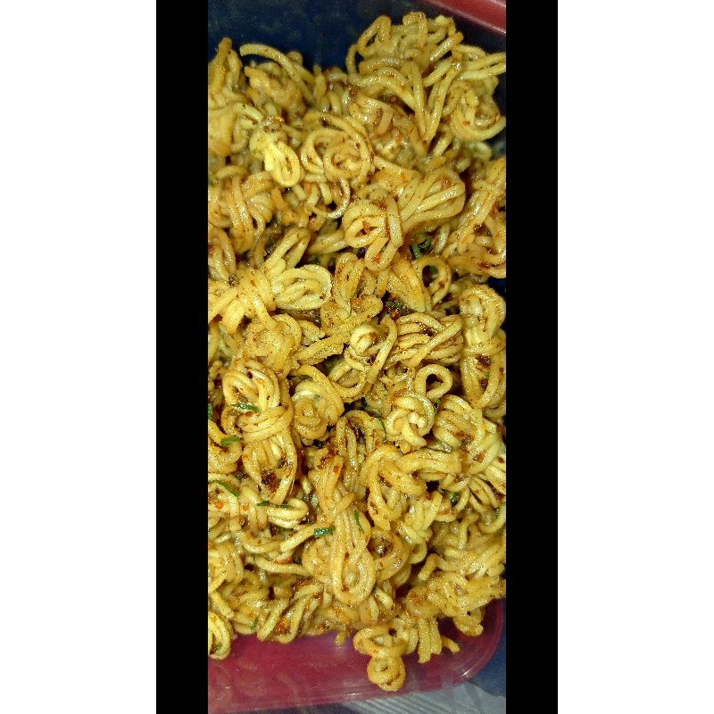 

MIE UWEL PEDAS DAUN JERUK CUP 650ml