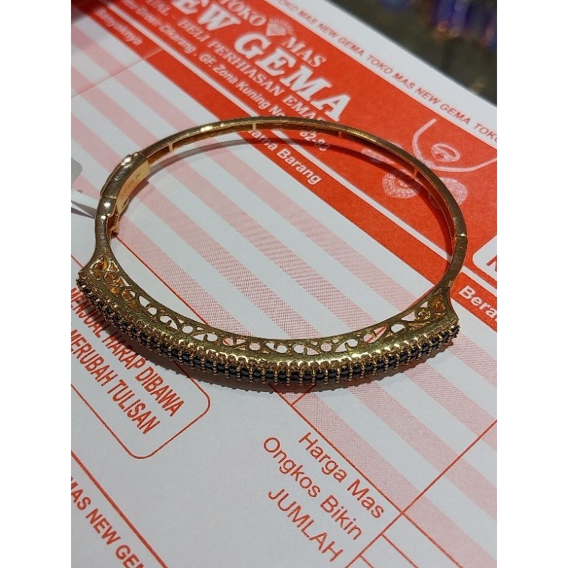 Gelang Mata Hitam