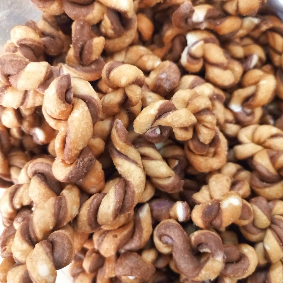 

mandala kue tambang /untir-untir 3kg