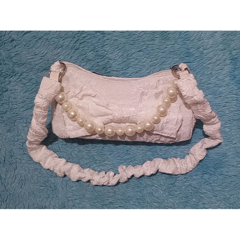 Tas Bahu Mutiara Putih