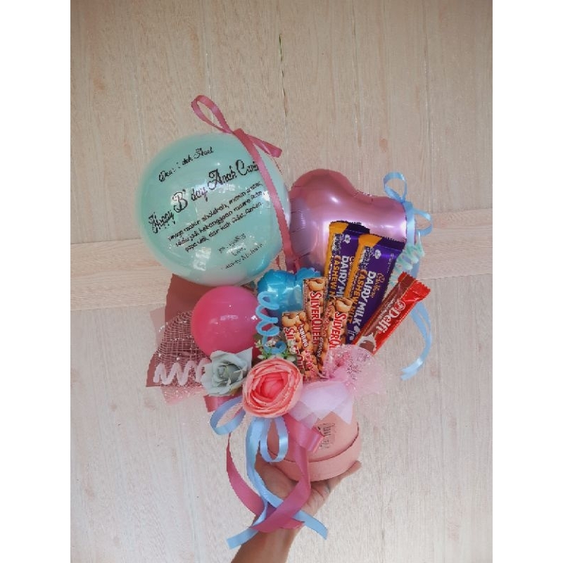 Buket balon Mi-cha/ buket balon snack/buket semarang/buket balon murah semarang/uly craft
