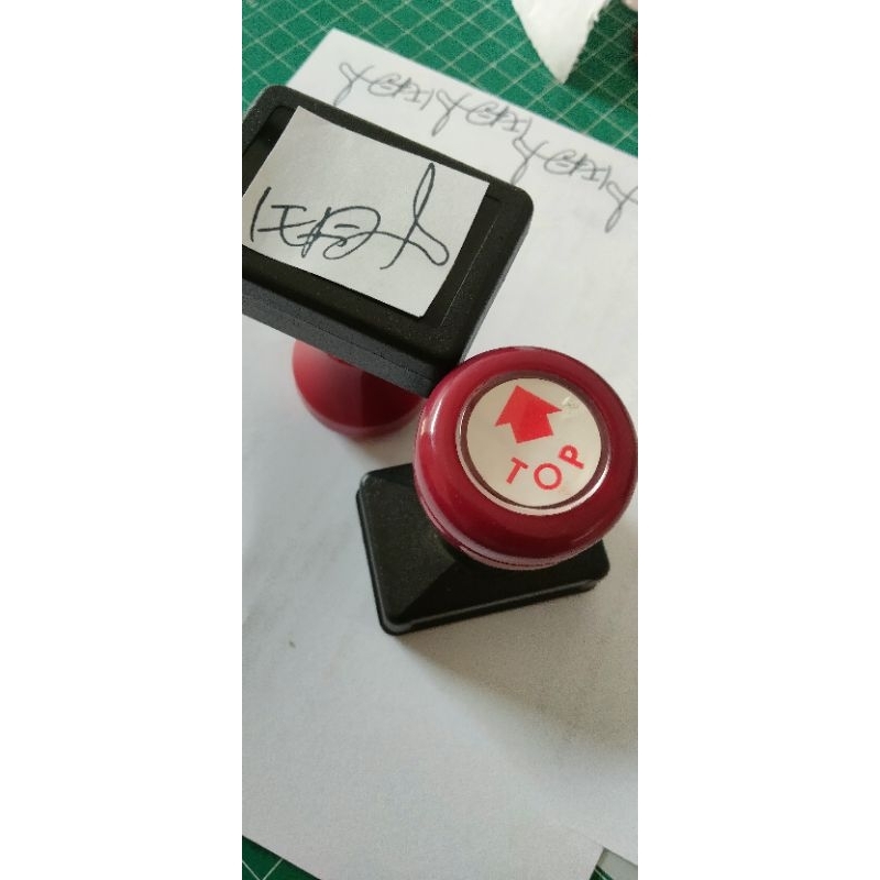 

STEMPEL TANDA TANGAN OTOMATIS TINGGAL PAKAI