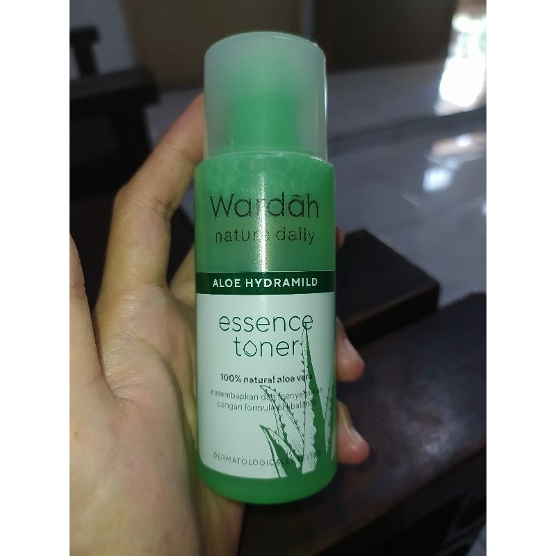 Wardah Essence Toner Preloved