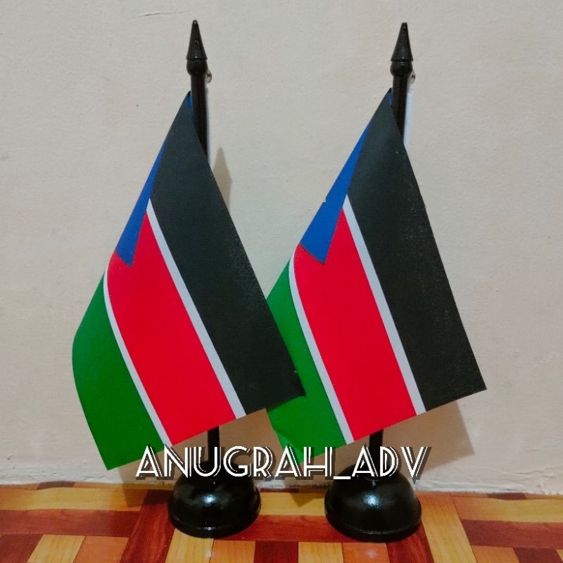 

tiang kayu bendera meja SUDAN SELATAN