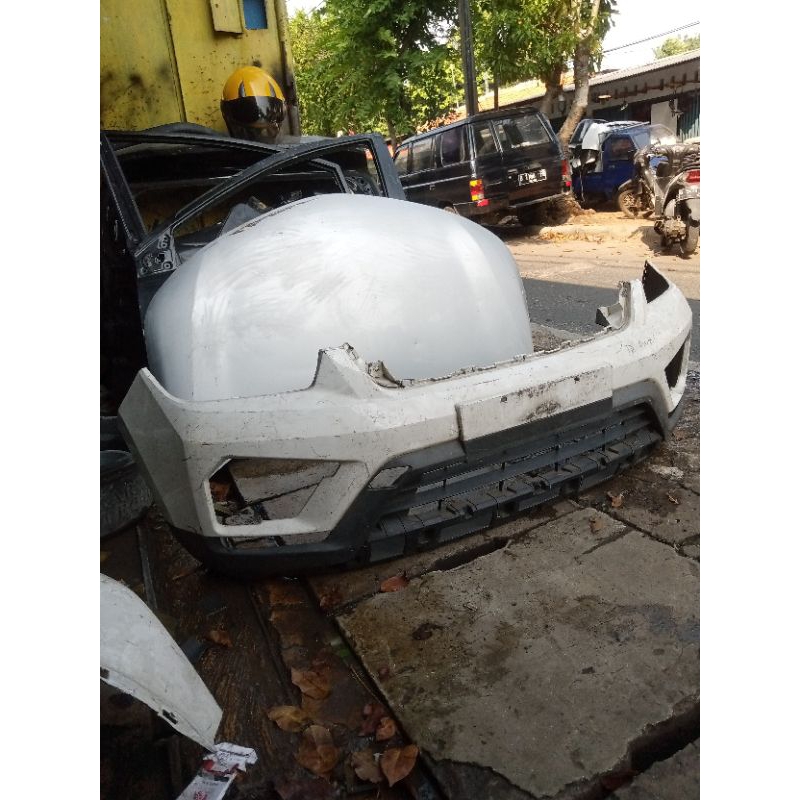 Bumper depan wuling confero L