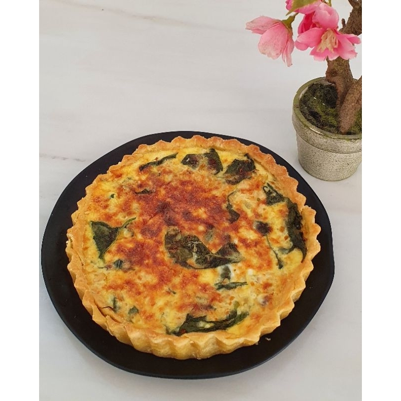 

Quiche Lorraine 20cm based Manado
