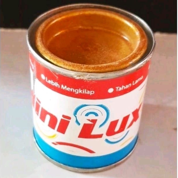 Cat kayu dan besi Minilux 50 gram warna emas/gold