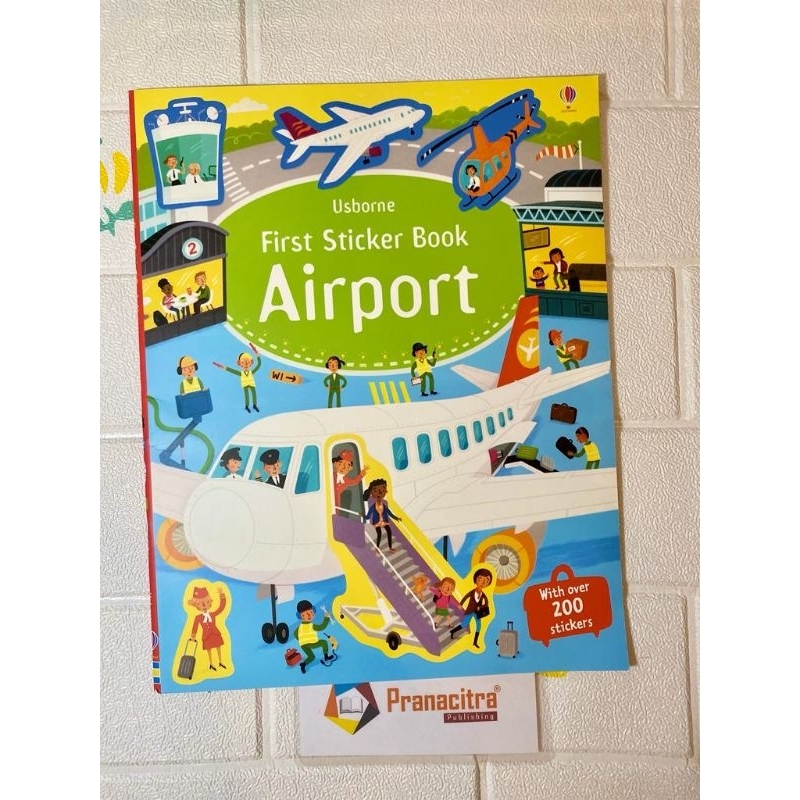 Usborne First Sticker Book - Airport