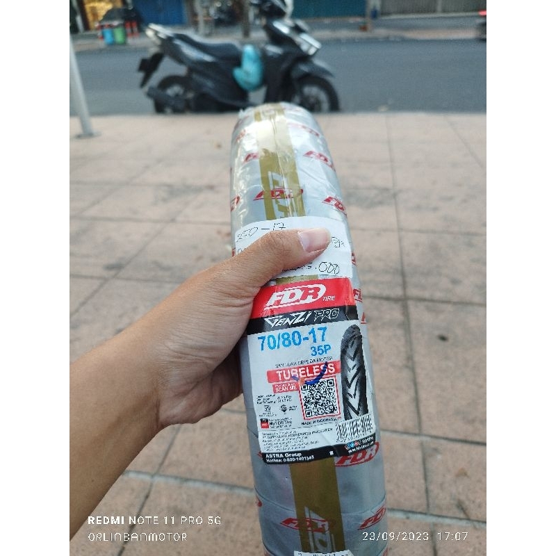 Ban Depan Satria Fu/Ban Tubles FDR Genzi 70/80-17/Ban Depan Tubles Sonic