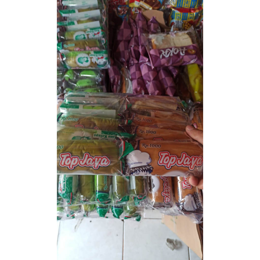 

Aneka Pia Special Rahma Coklat / Bread Roti Goreng Panjang Coklat, Top Jaya Pandan & Coklat, Kelapa & Coklat