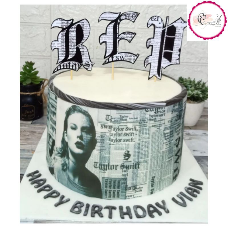 

Taylor Swift Cake / Kue Ultah Karakter Taylor Swift / Kue Ulang Tahun Taylor Swift