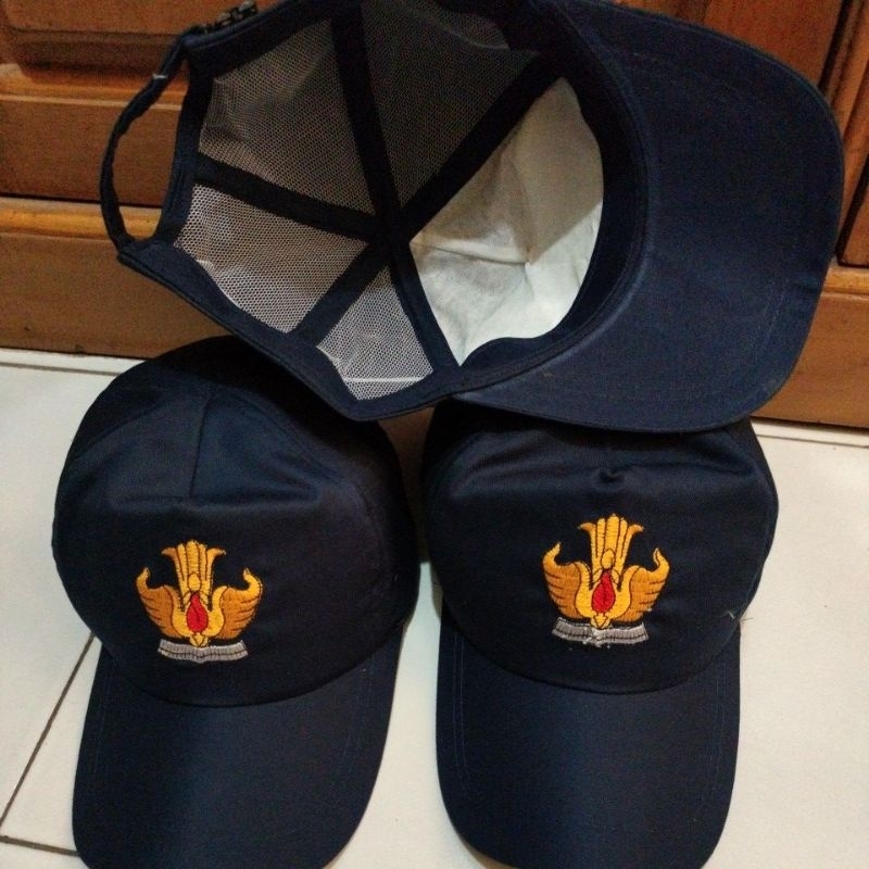 topi sekolah SMP  kain Amerikan drill
