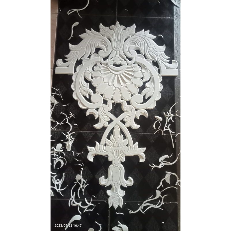 UKIRAN ORNAMEN KARET SPON