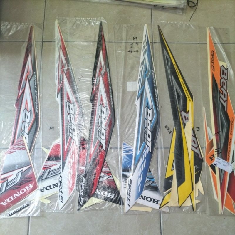 Stiker striping motor beat tahun 2014