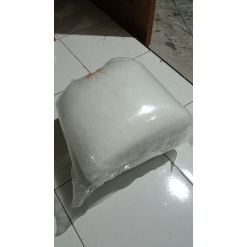 dakron/ peredam box speaker