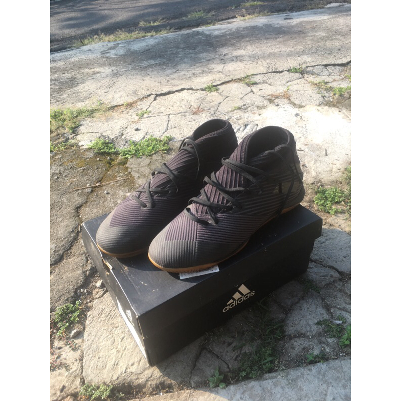 Sepatu Futsal Adidas nemeziz 19.3 IN