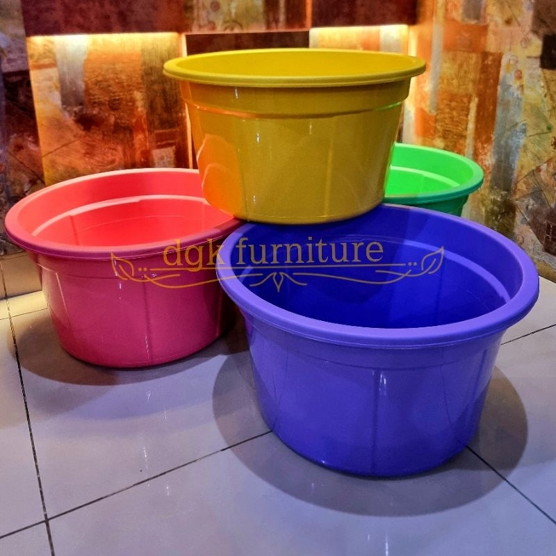 Baskom Waskom Basin Bak Ember Wadah Bulat Adonan Nyuci Cuci Rendam Cucian Pakaian Baju Piring Kamar 