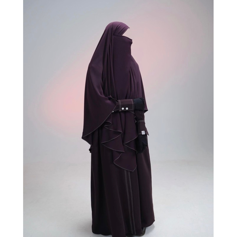 Preloved FK AM Elmadina Raisin size L