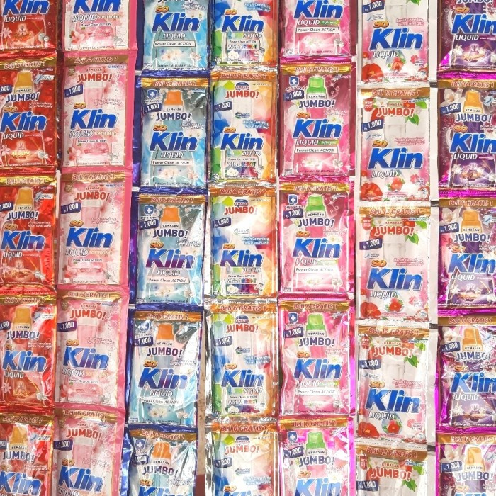 So Klin Liquid Deterjen Cair 1 renceng isi 12 sachet Wangi