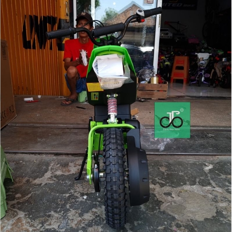 Mini Motor Trail aki listrik Yukita 0952 Xtrail