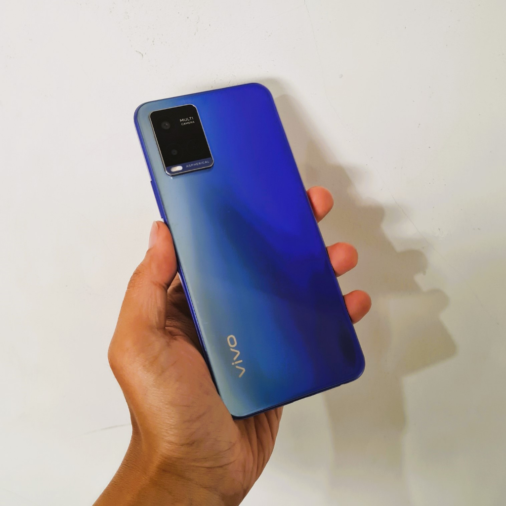 Vivo Y21s RAM 4/64 GB Bagus Mulus Lengkap Normal dan Tidak Ada Minus