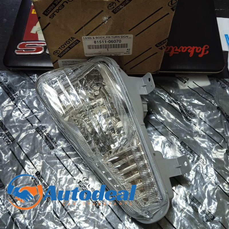 Lampu Sein Sen Bumper Depan Innova Reborn Facelift 2021-2022 Original