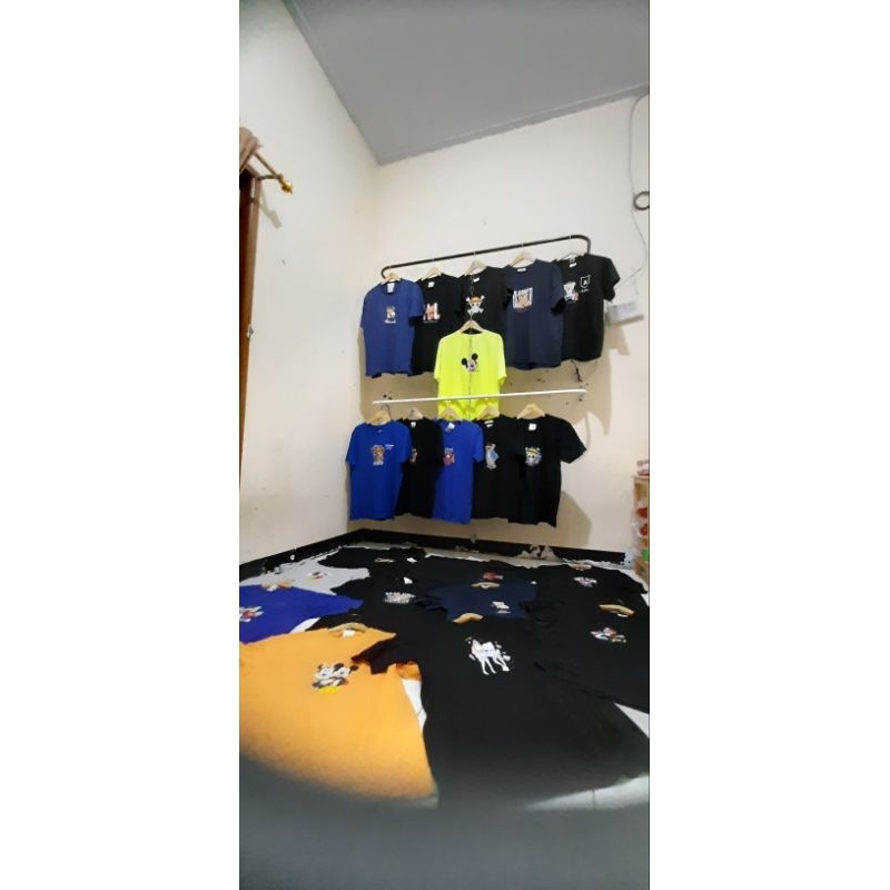 kaos polos biru muda