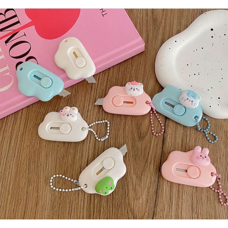 

Cutter mini karakter sanrio pemotong kertas