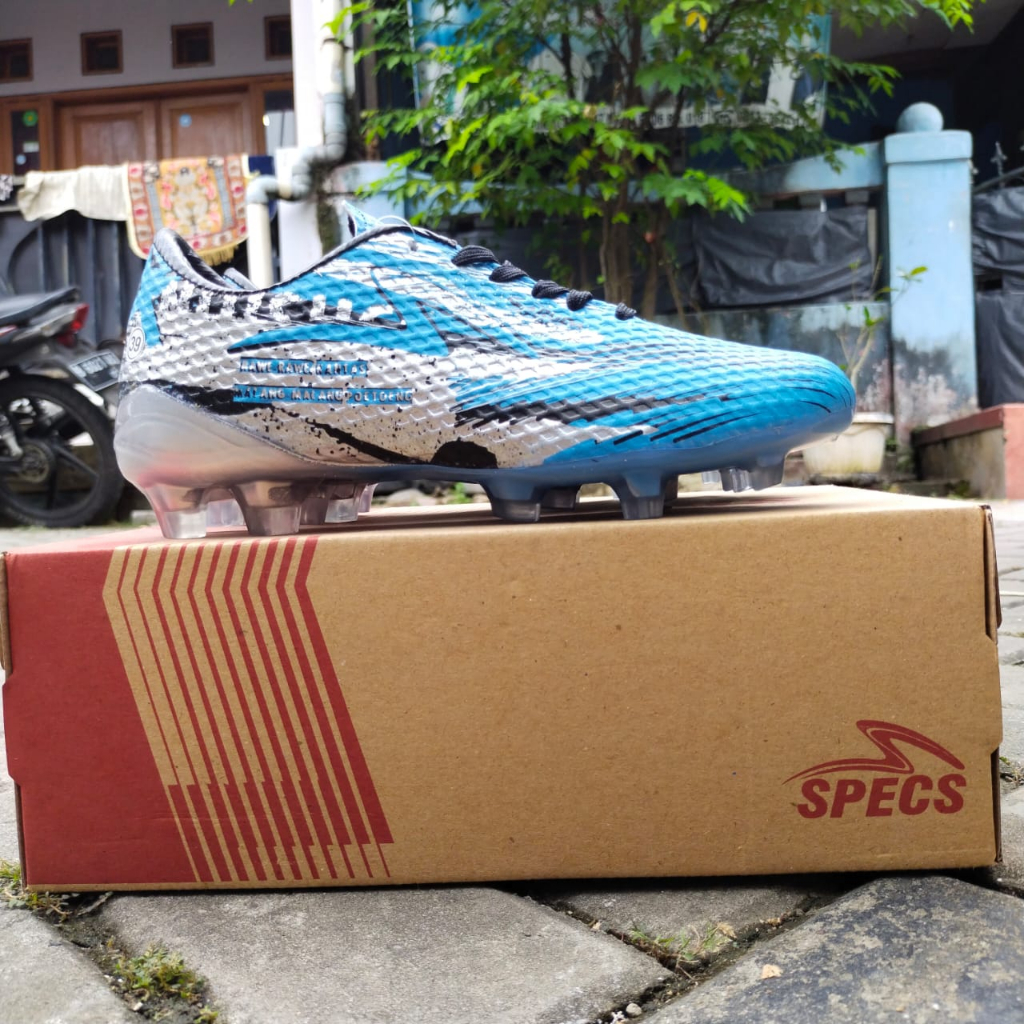 sepatu bola SPECS GARUDA ATTACK BIRU MUDA