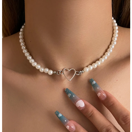 Trendy Love Heart Pearl Necklace
