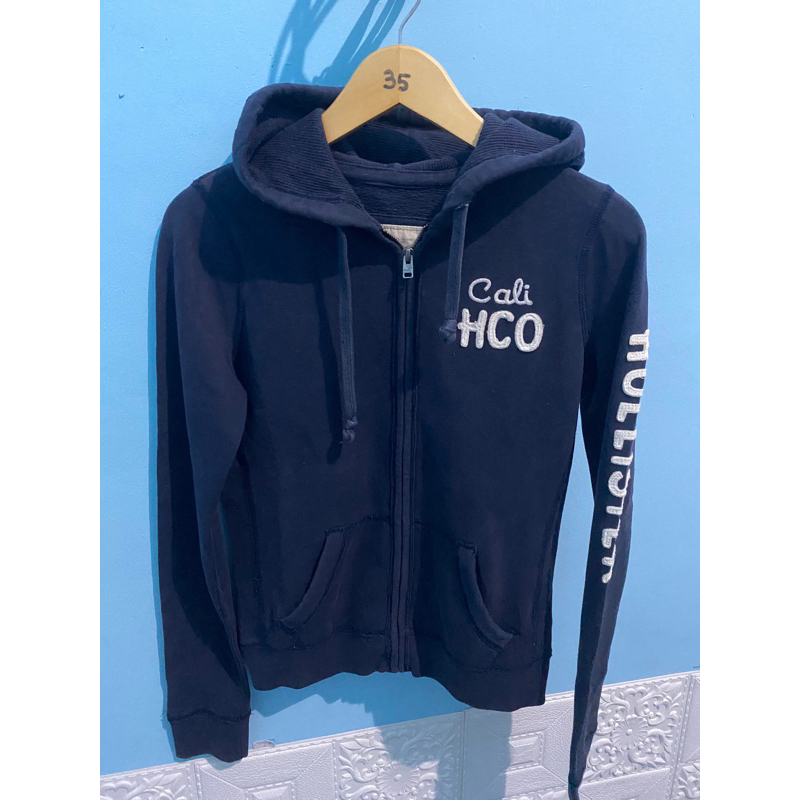 Zh holister
