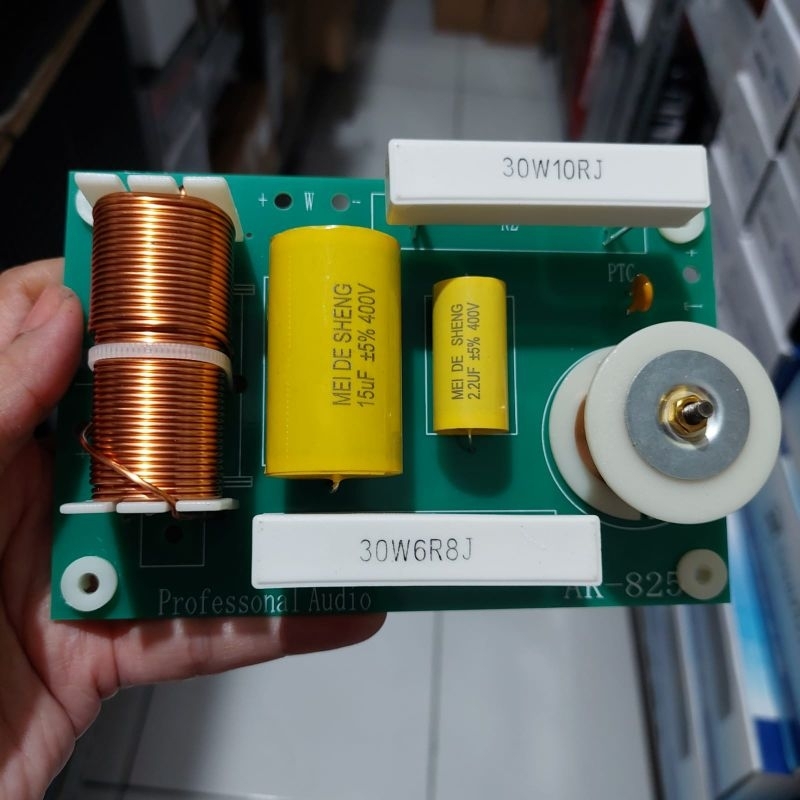 crossover pasif STX AK 825