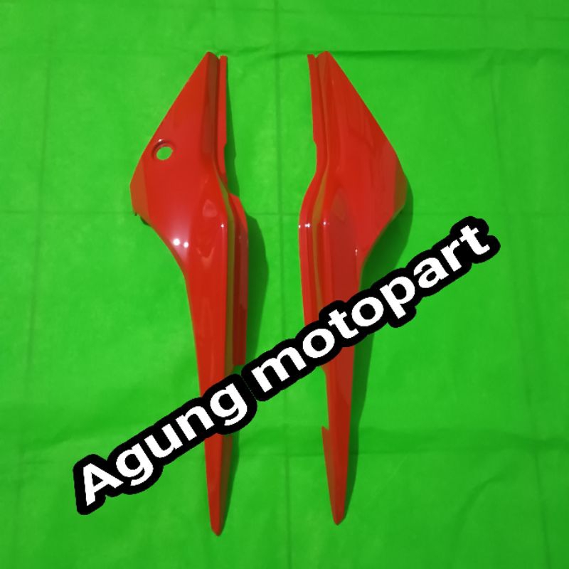 cover body body belakang sepasang honda CB150R CB150R new merah berkualitas