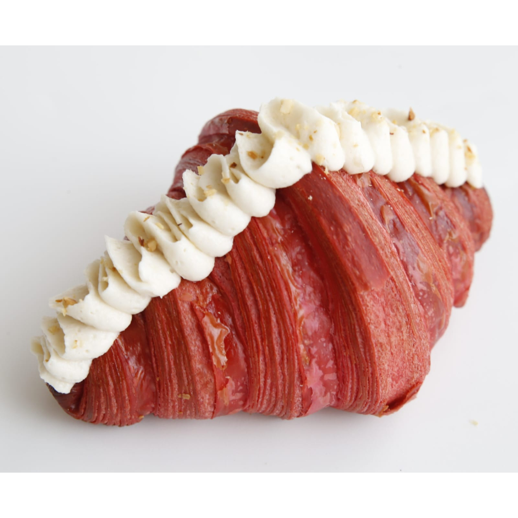 

KYND BEKER Red velvet croissant croissant plant based vegetarian vegan