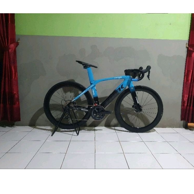 roadbike TREK MADONE SL7 carbon+ultegra