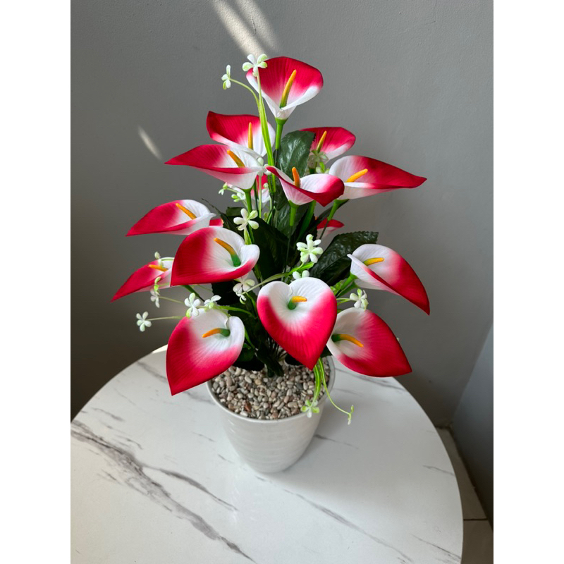 TANAMAN ARTIFICIAL ANTHURIUM BELUDRU(sudah+pot)