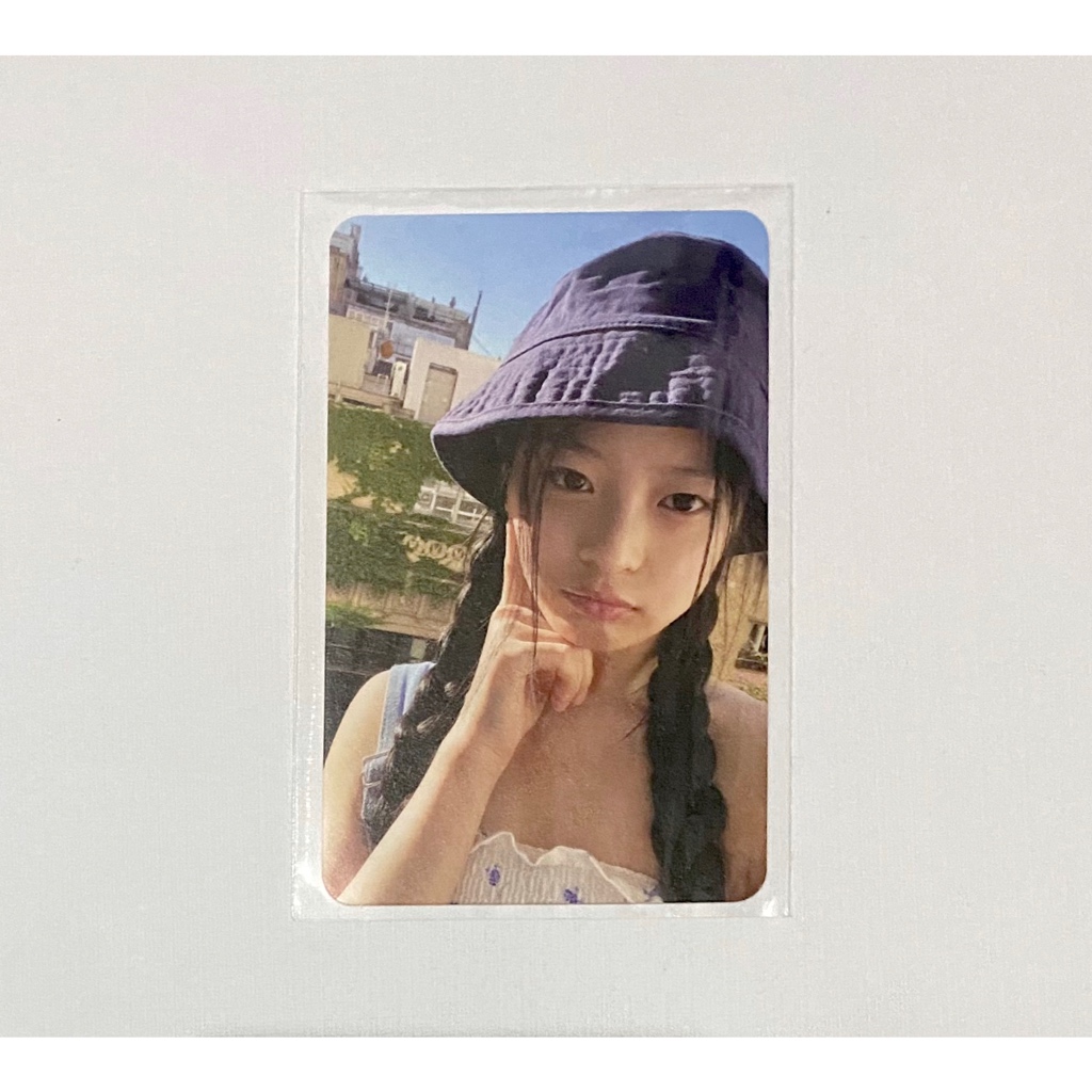 Newjeans Official Photocard Hanni Bucket Hat Pc Weverse