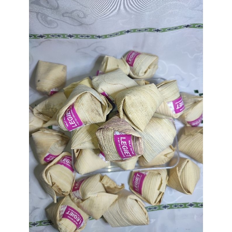

wajit/kelobot manis enak original 500gram