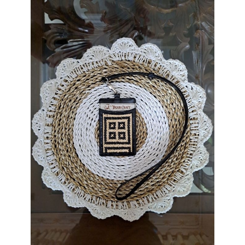 

ID Card Holder I Name Tag Kulit I Gantungan Kartu, Tanda pengenal I TinduhCraft