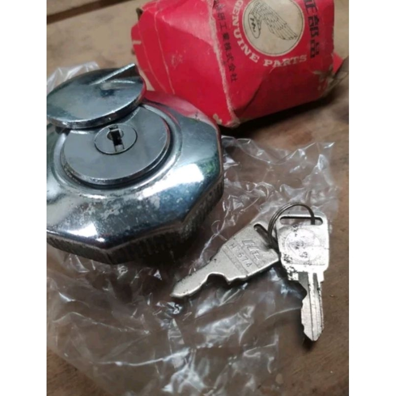 tutup tangki honda cb cb100 cb125 benly cg s90 s90z original nos
