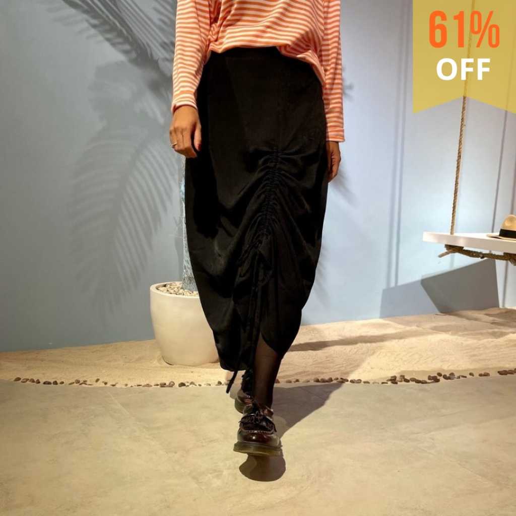 Agni - Jeanne Skirt Black - Rok Midi Wanita Hitam