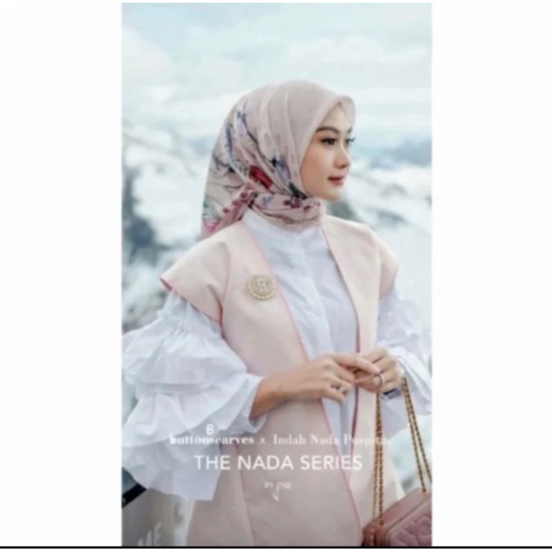 Preloved Nada Fis Buttonscarves