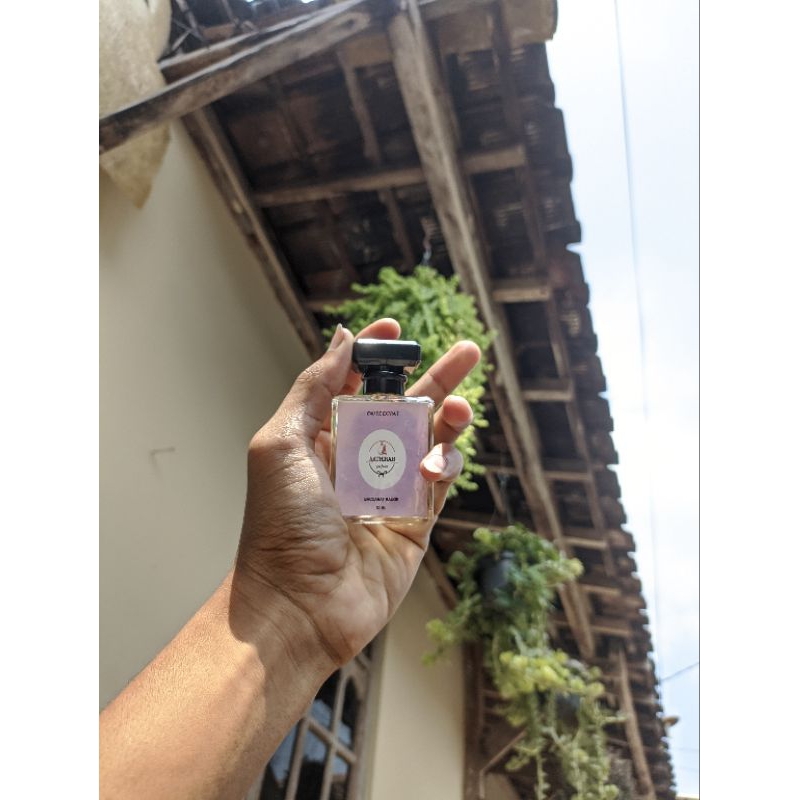 Aathirah Parfume Spray Vanilla Body Shop