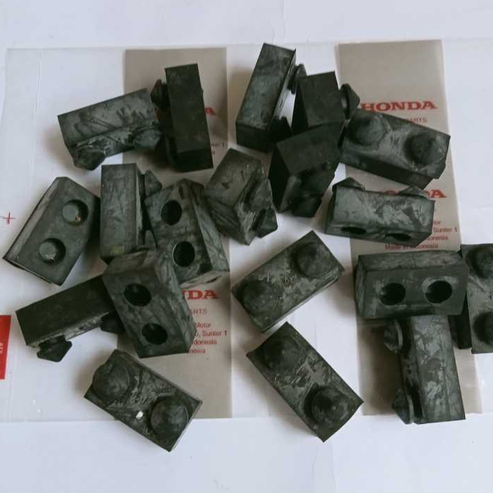 Karet Bantalan Jok Honda CBR 150 CBR 250 ADV Ori