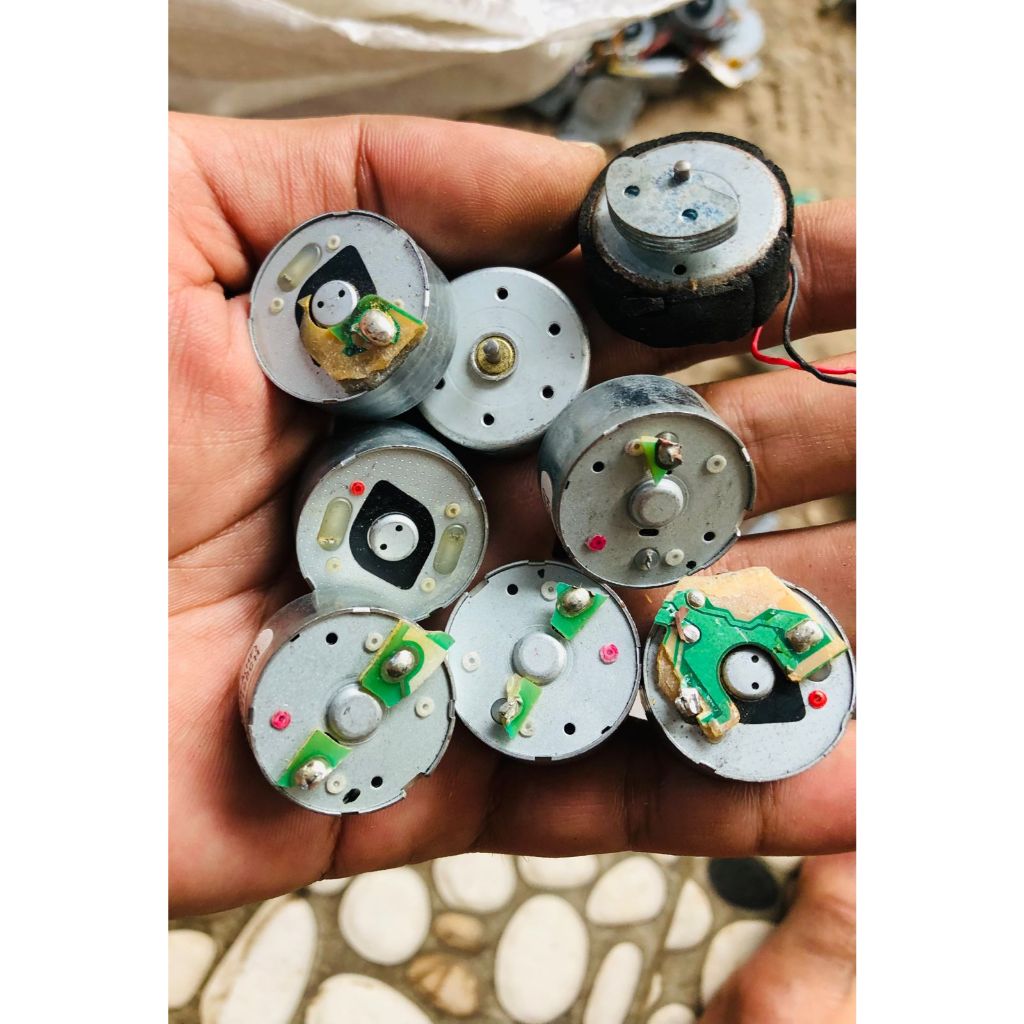 TERMURAH Motor DVD Dinamo Optic Optik topi VCD 3V-6V DC RF-300FA KONDISI COPOTAN