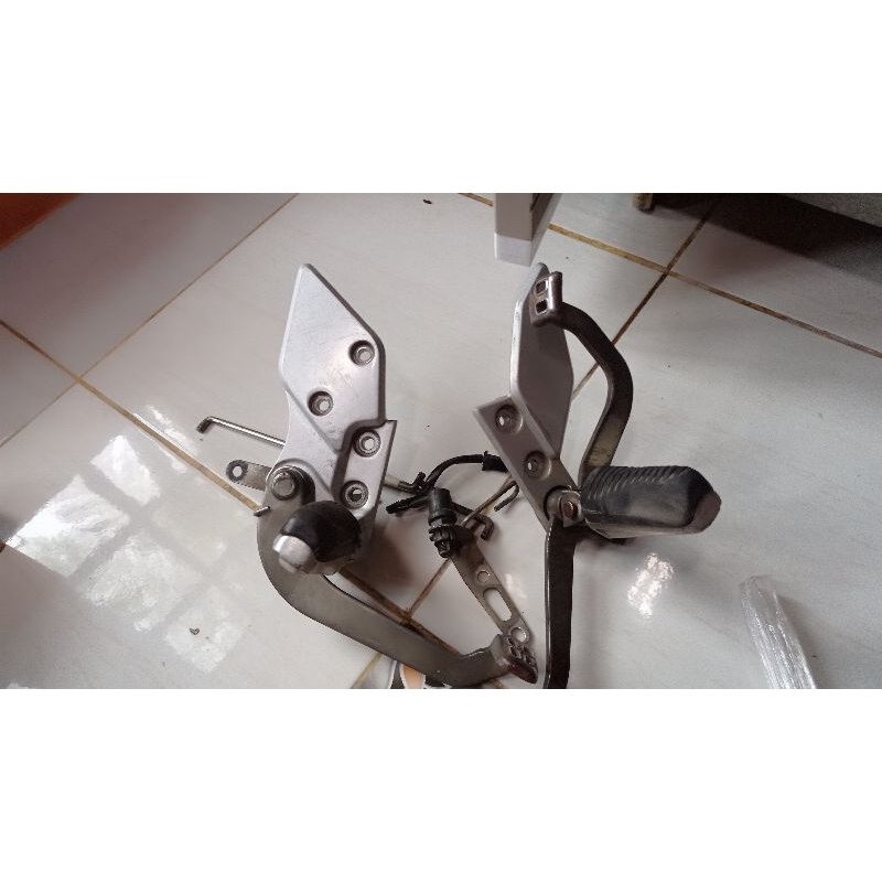 footstep vixion new murah nva/nvl