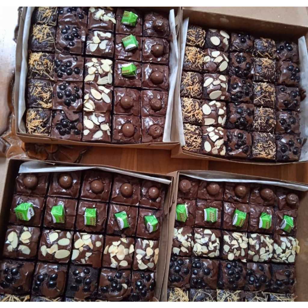 

PREMIUM Brownies Fudge 20x20 rasa enak bangett bahan premium