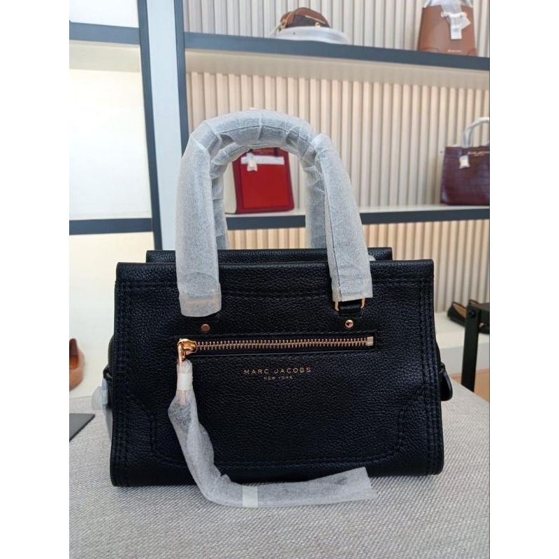 tas marcjacobss mini cruiser black